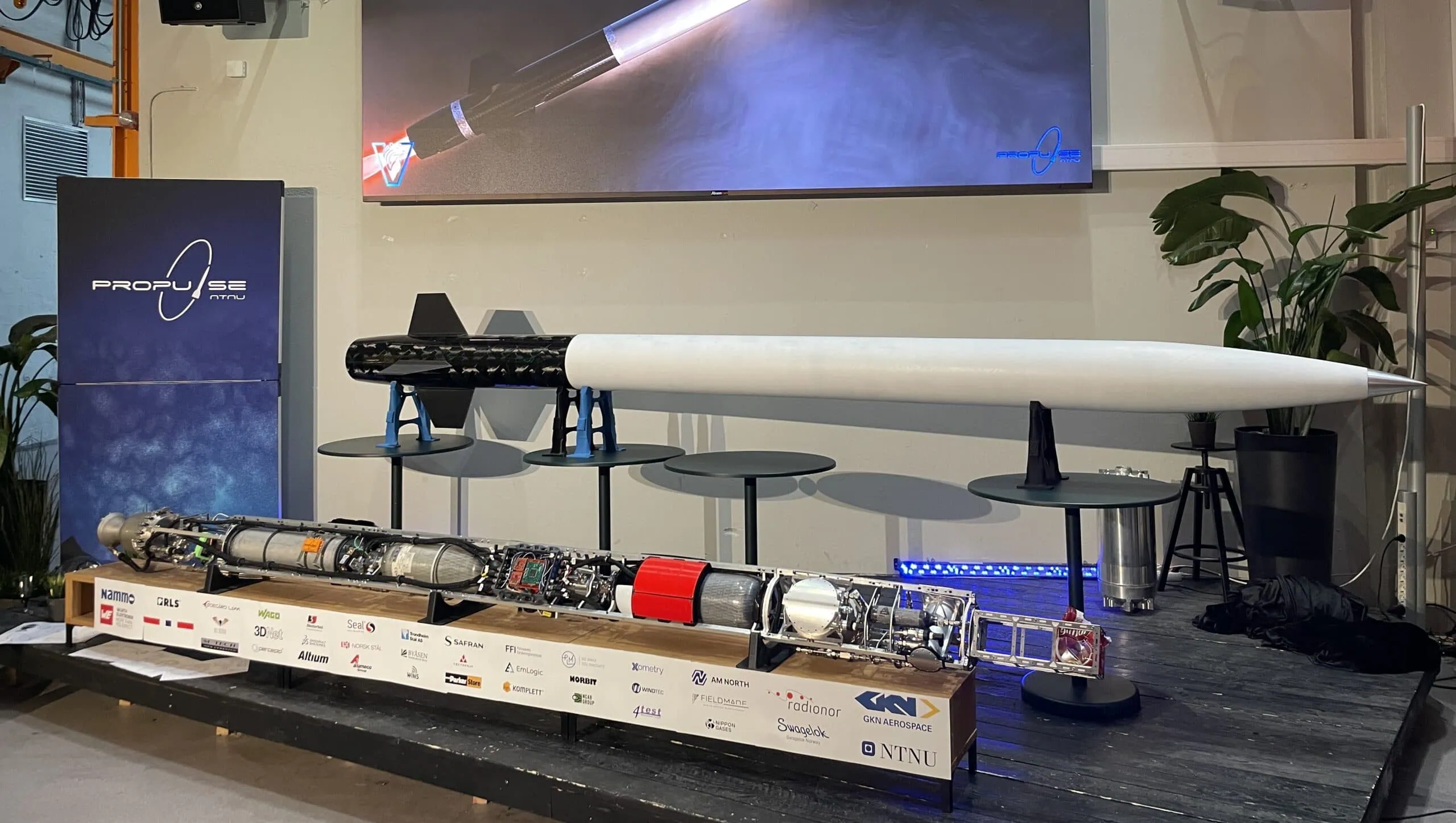 Advanced rocket